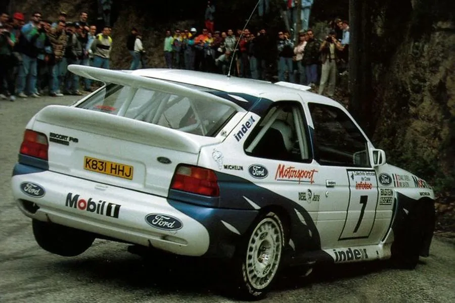 ford escort rs cosworth